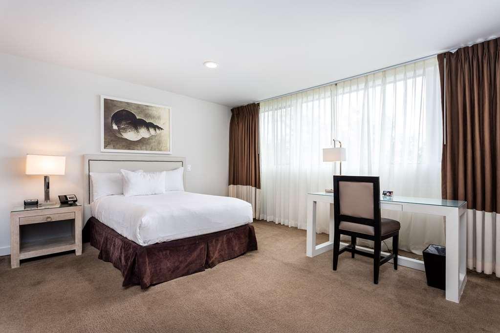 Resort Luxe Sunset Boulevard